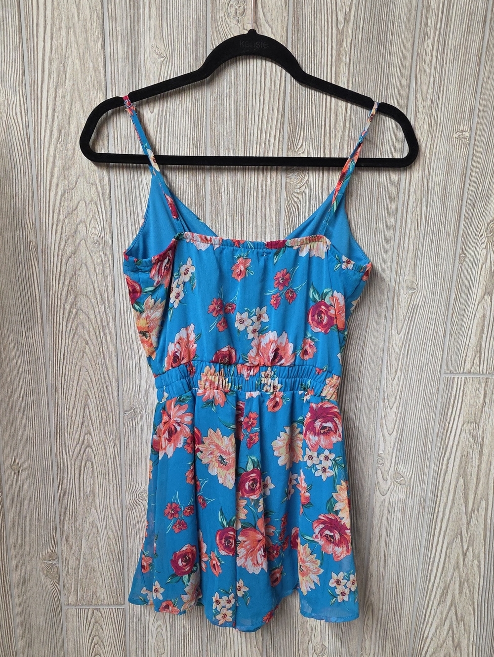 Francescas Mi Ami Faux Wrap Blue Floral Shorts Romper Womens Size XS NWT - Picture 7 of 13